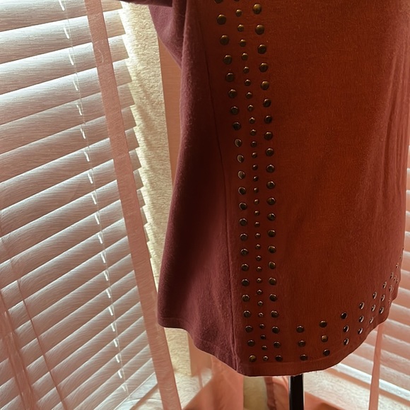 Long Sleeve Women’s sweater - Picture 2 of 3